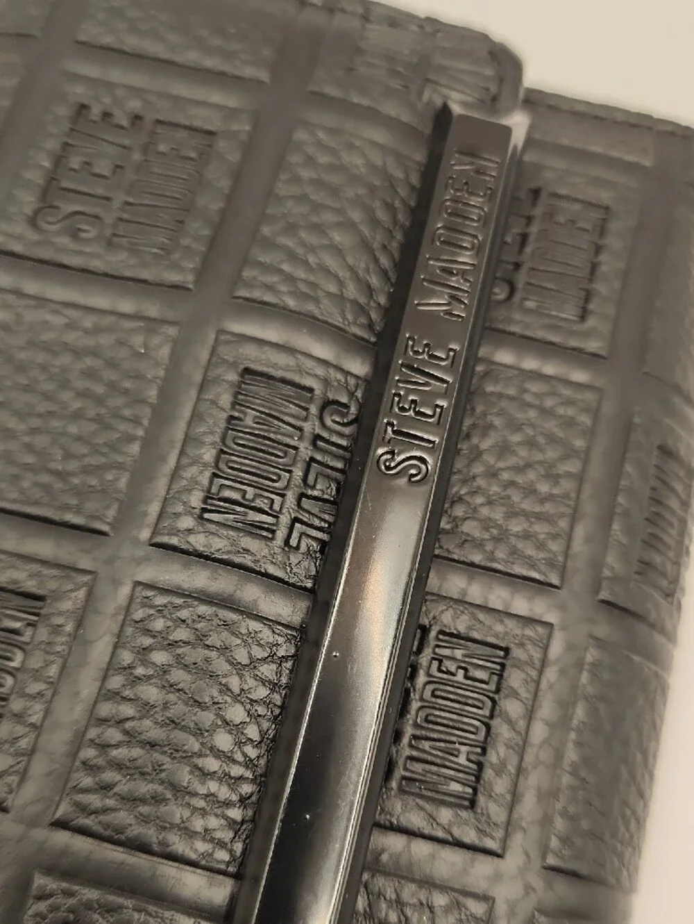 Steve Madden Black Wallet Set